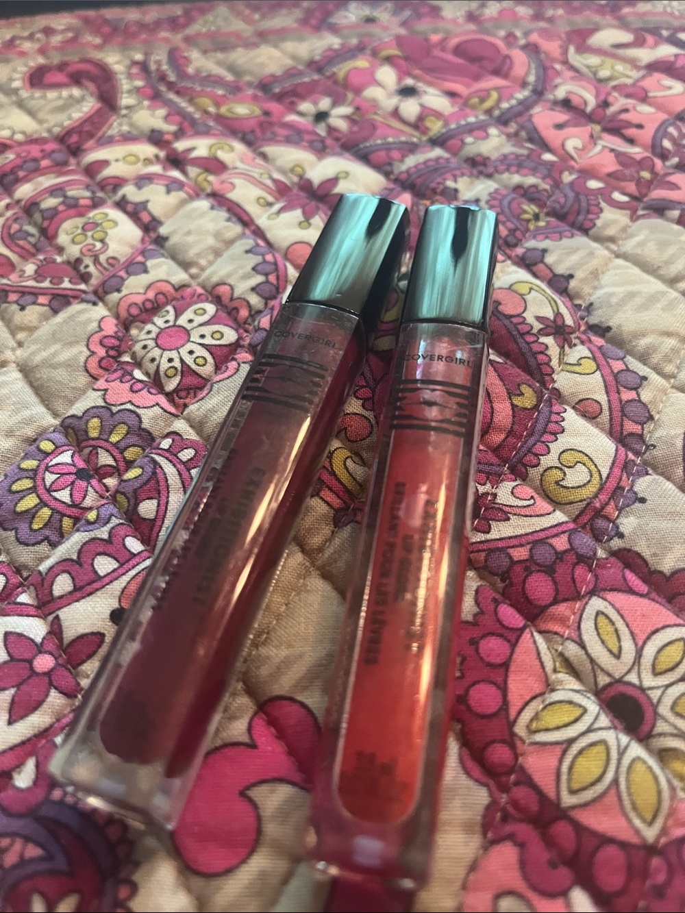 COVERGIRL Shiny Lip Gloss Duo — Berry and Coral